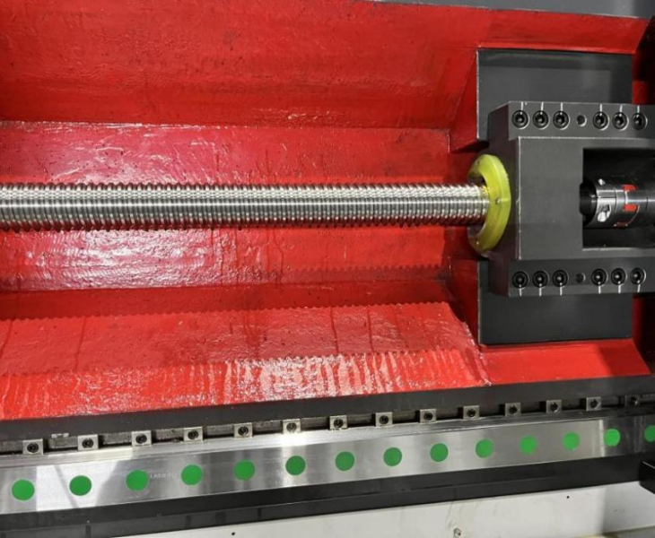Y-axis Differential Roller Type Linear Guideway Design